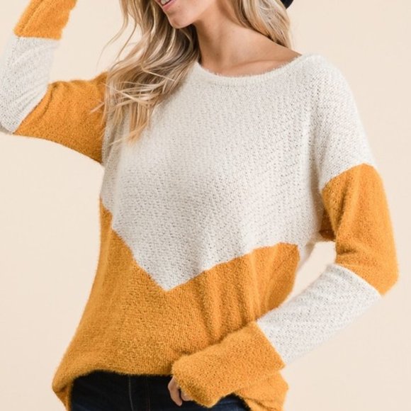 Cozy Fall Knit Sweater - Picture 2 of 2
